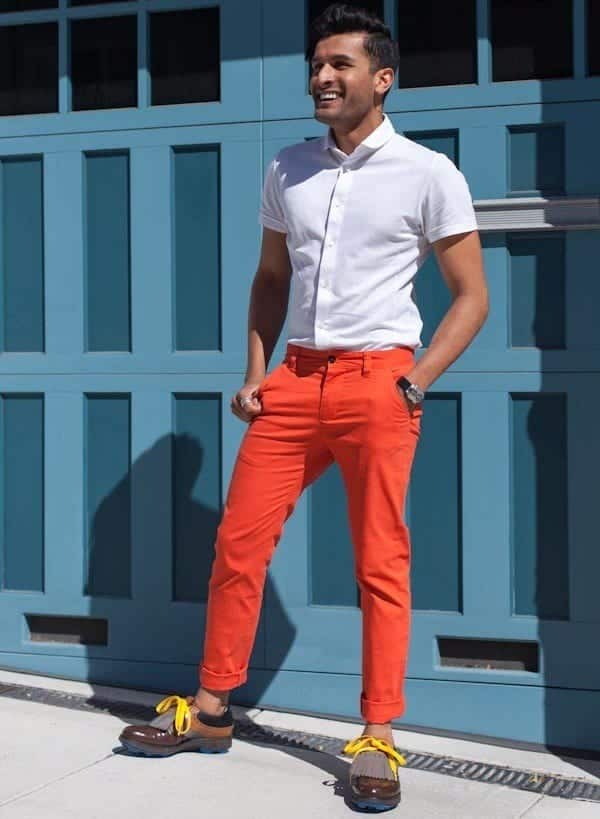 how to wear orange pants for men (10)