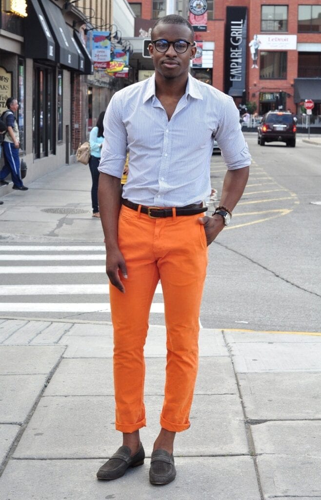 how to wear orange pants for men (2)