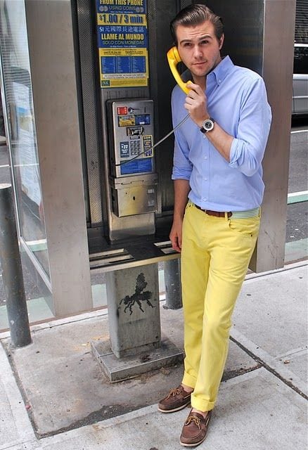 how to wear yellow pants for men (3)