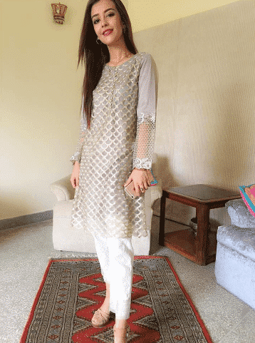 short pakistani girls outfits