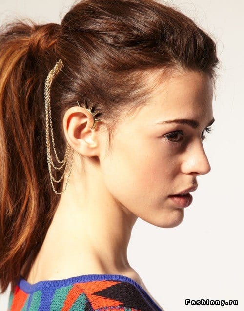 25 Earrings That Look Best With Long Hair