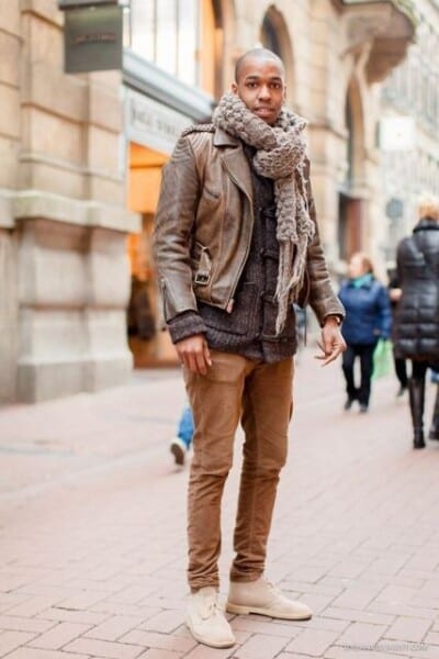 56 Best Khaki Pant Outfits For Men with Styling Tips