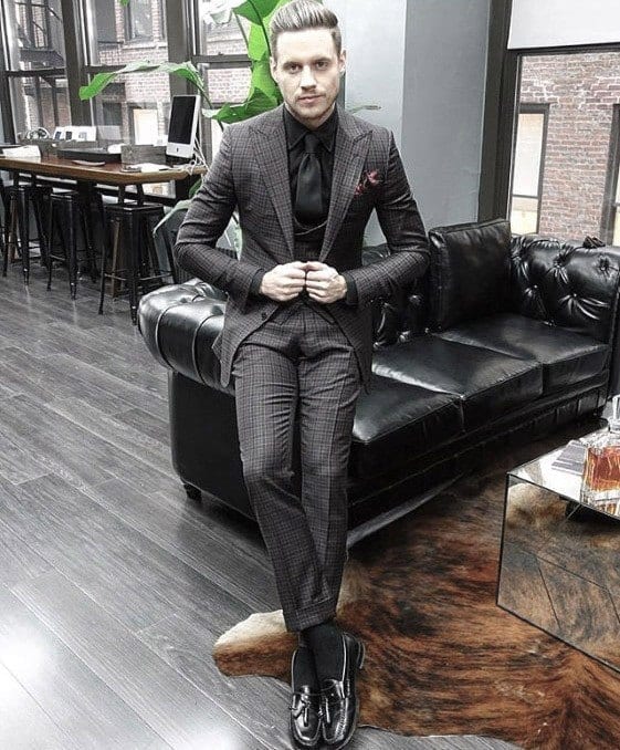 Charcoal Grey Suits with Black Shoes For Men (5)