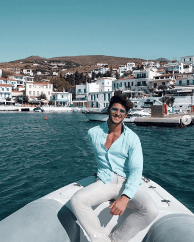 45 Best Boating Outfits for Men & Styling Tips