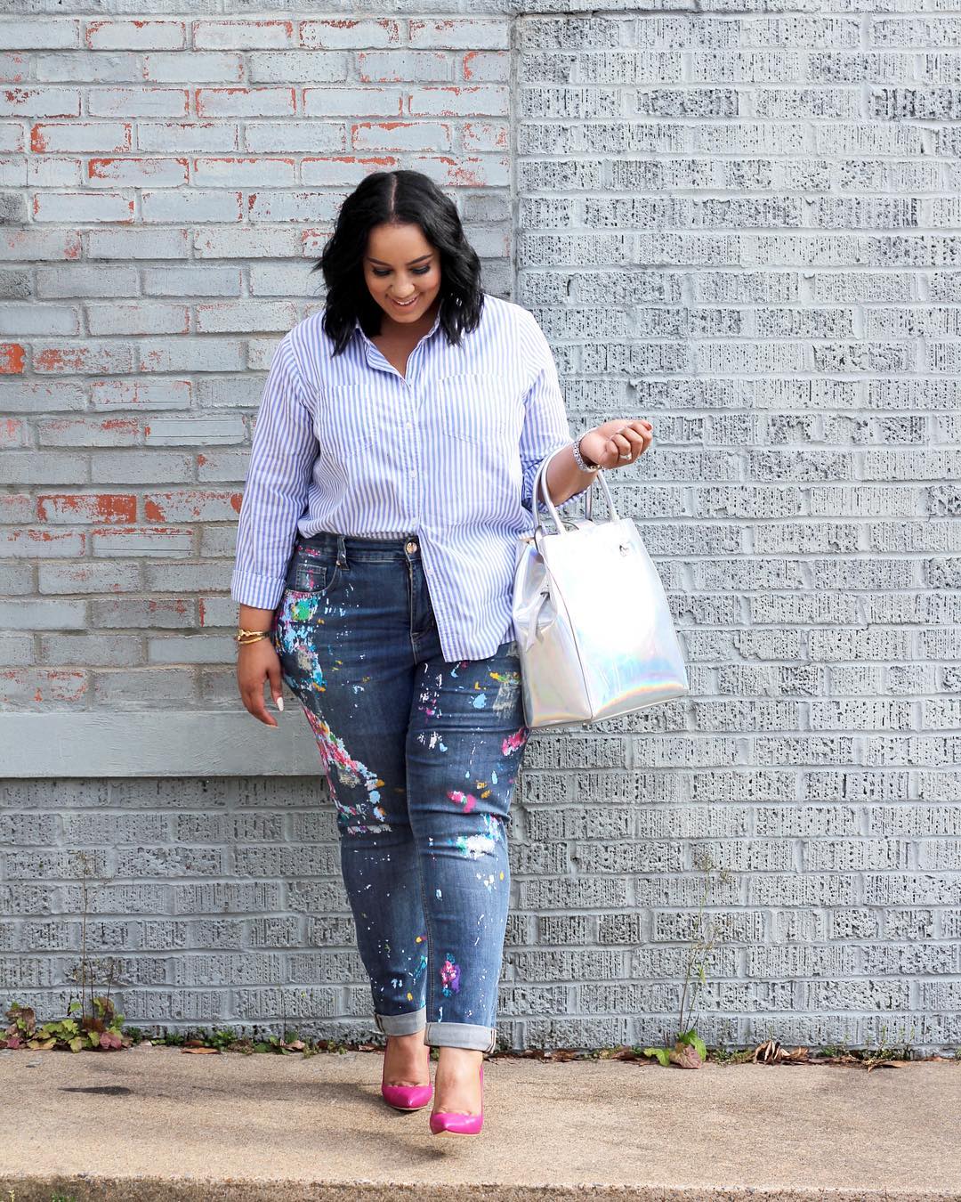21 Best Winter Jeans Outfits for Plus-Sized Women to Stay Cool and Chic