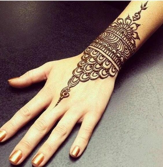 30 Best Bangle Mehndi Designs To Inspire You (23)