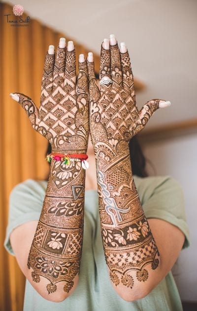 Engagement Mehndi Designs You Should Try (22)