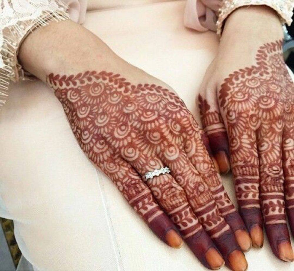 Engagement Mehndi Designs You Should Try (12)