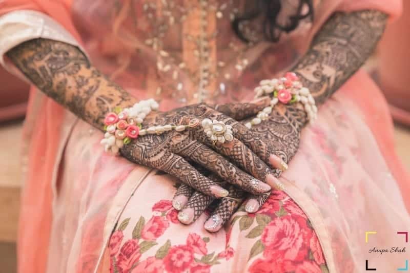 Engagement Mehndi Designs You Should Try (8)