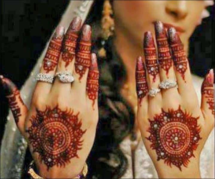 Engagement Mehndi Designs You Should Try (6)