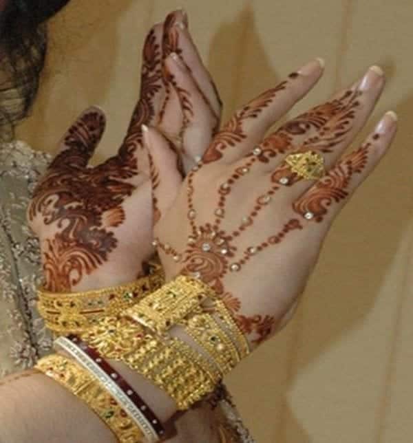 Engagement Mehndi Designs You Should Try (4)