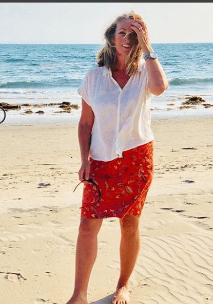 Summer Travelling Outfits for Women Over 50