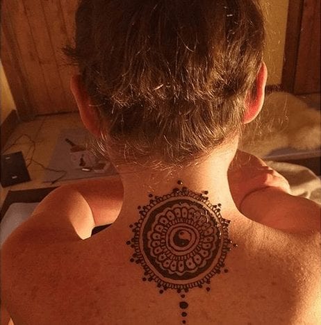 30 Most Weird Mehndi Designs that are Funny and Cute