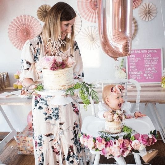 23 Outfit Ideas on What to Wear to a Baby's First Birthday