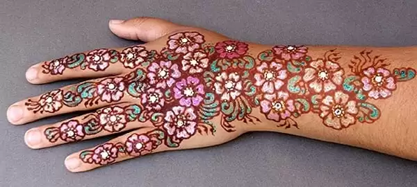 50 Colourful Henna And Mehndi Designs You Must Try