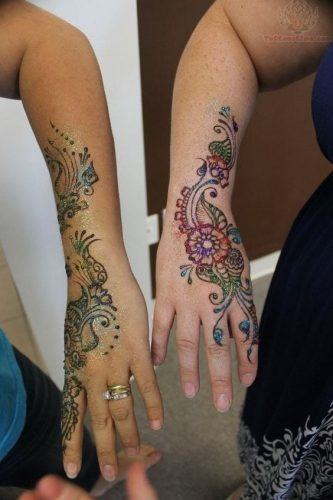 Colourful Henna And Mehndi Designs (37)