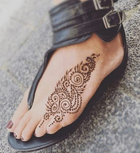 Beautiful Mehndi Designs for Feet (31)