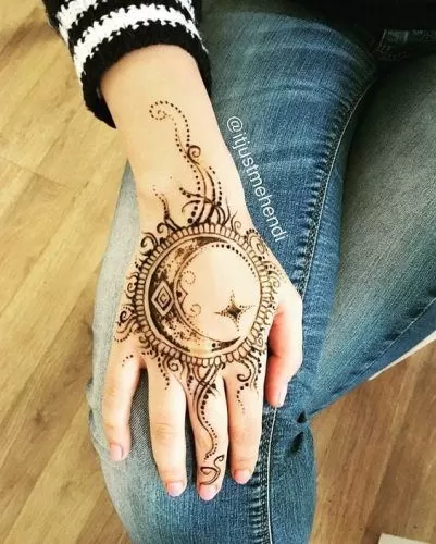 Round Mehndi Designs (18)