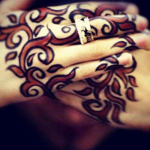Colourful Henna And Mehndi Designs (5)