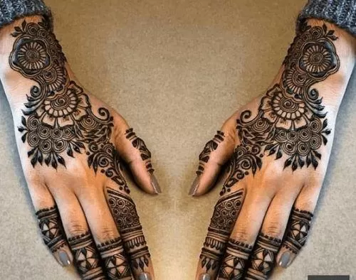 Types of Henna Art: Their Names with Pictures– Complete List