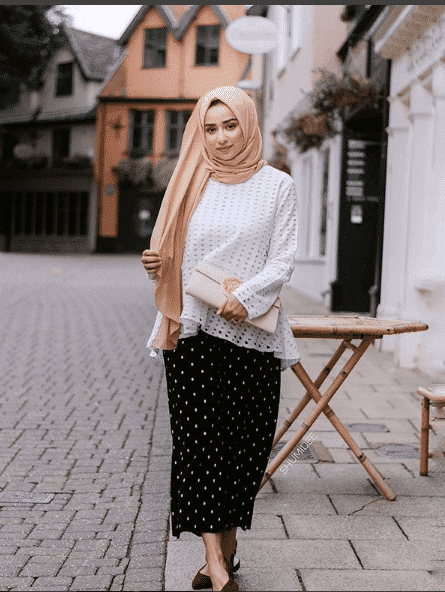 What to Wear as a Hijabi traveler