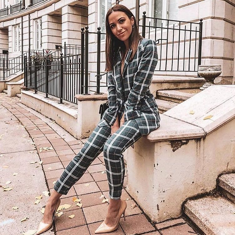 30 Best January Outfits for Women to Wear in January 2022