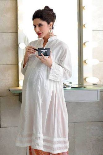20 Chic Maternity Outfit Ideas For Pakistani Women
