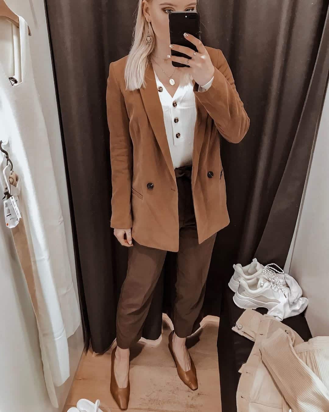 brown outfit ideas for women (27) (11)