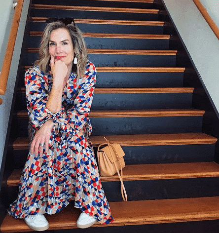 what to wear on a date for 40 plus women