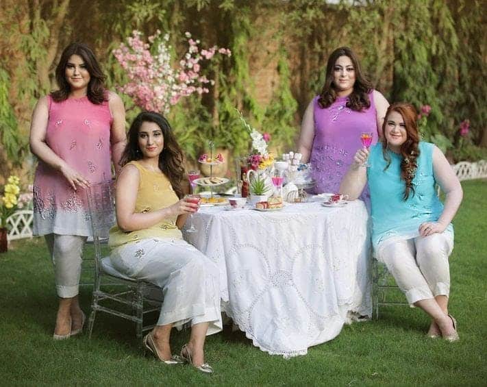 Curvy Pakistani Girls Fashion-30 Plus Size Outfits For Girls