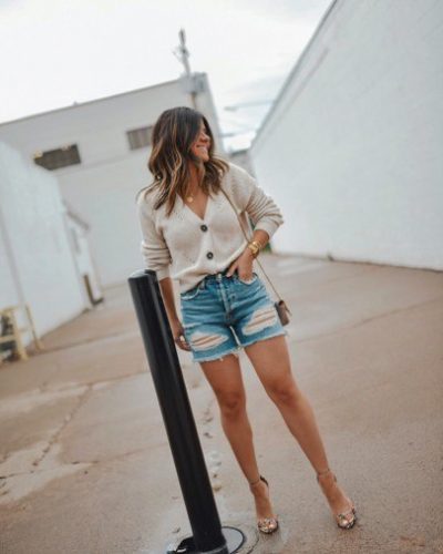 August Outfits for Women - 31 Looks for Every Day of August