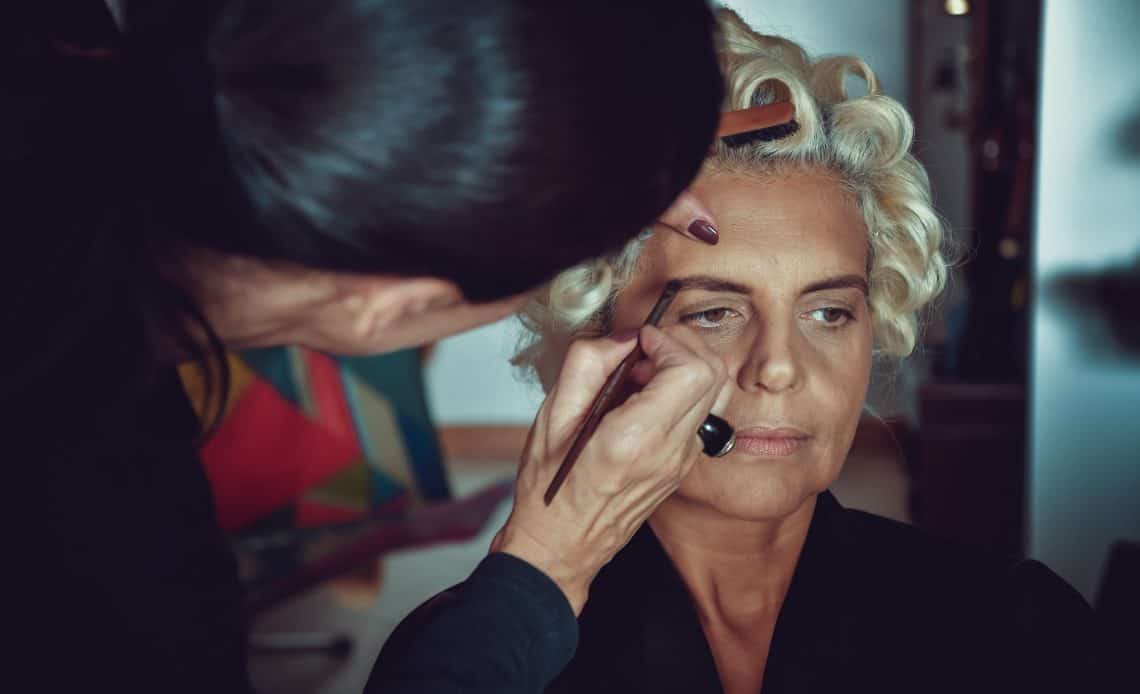 Pro Makeup Tips for Older Women from Professionals