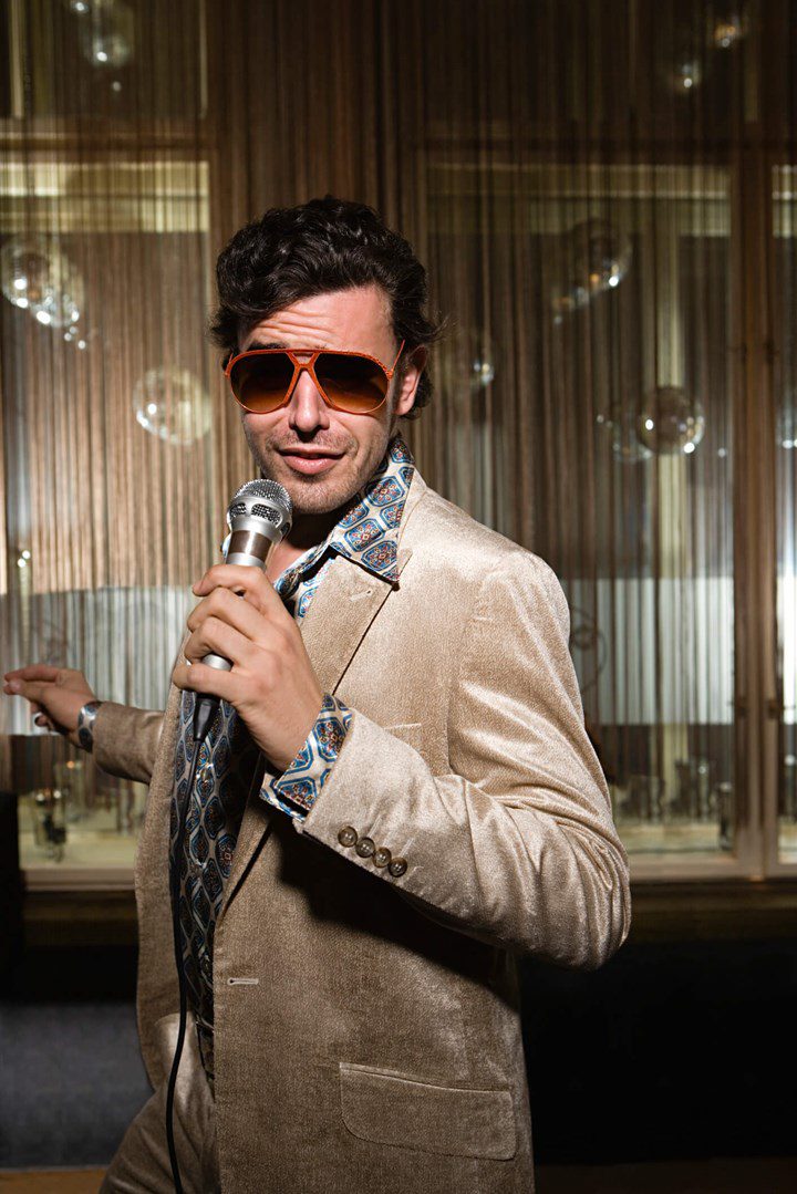 Disco Party Outfits for Men-21 Tips on Dressing up for Disco