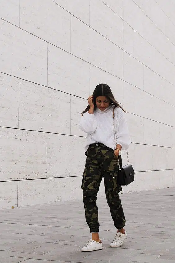 camo pants outfits for women