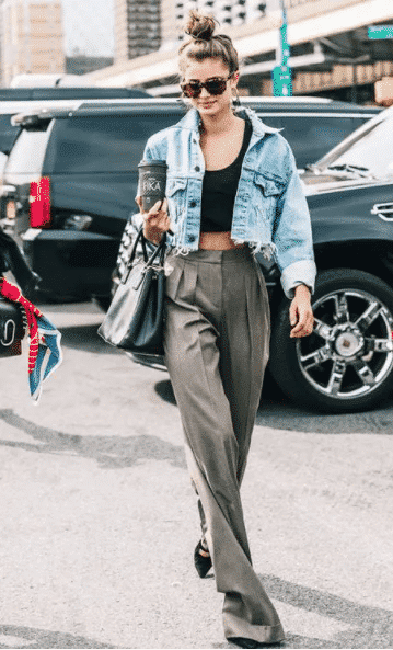 Best Summer Coffee Shop Outfits for Women to Wear This Year