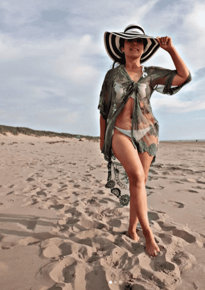 20 Ideas How To Wear Beach Cover Ups Stylishly