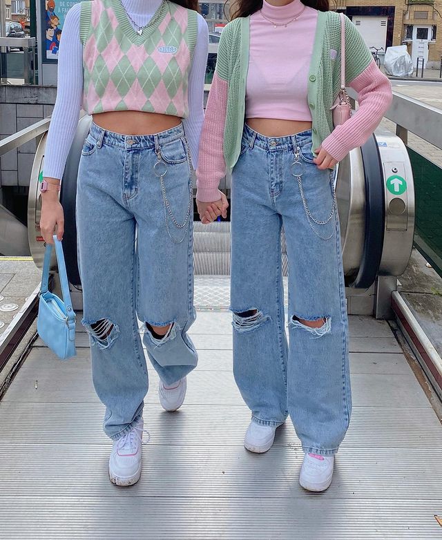 40 Indie School Outfits for Girls to Try in 2023