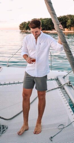 30 Boat Party Outfits for Men That Are Stylish Yet Practical