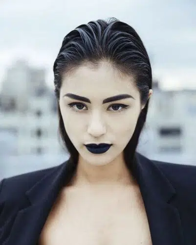 slicked-back-hair-gothic-look 1