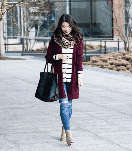 burgundy sweater outfits