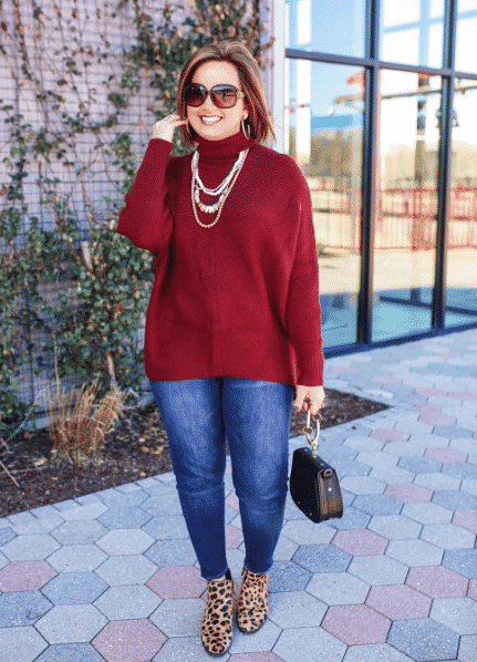 burgundy sweater outfits