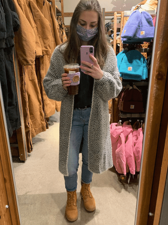 How To Style Fuzzy Sweaters - 20 Outfit Ideas With Fuzzy Sweaters