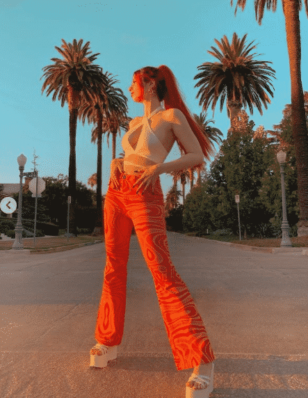 Orange Pants Outfits - 40 Ideas on How to Wear Orange Pants
