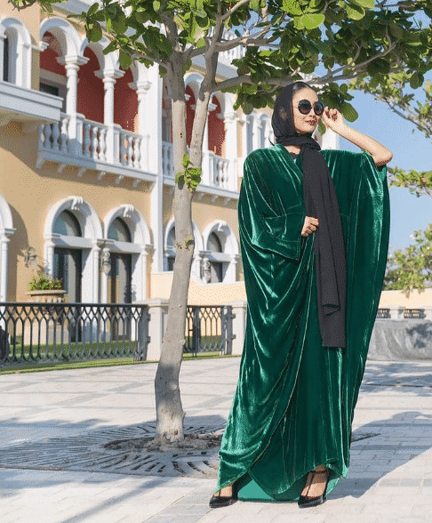 Green Velvet Dress Outfit - 20 Ways To Wear Green Velvet Dress