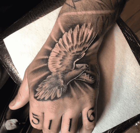 Dove Tattoo Images – Browse 25,814 Stock Photos, Vectors, and Video | Adobe  Stock