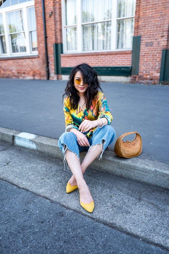 yellow shoes outfits