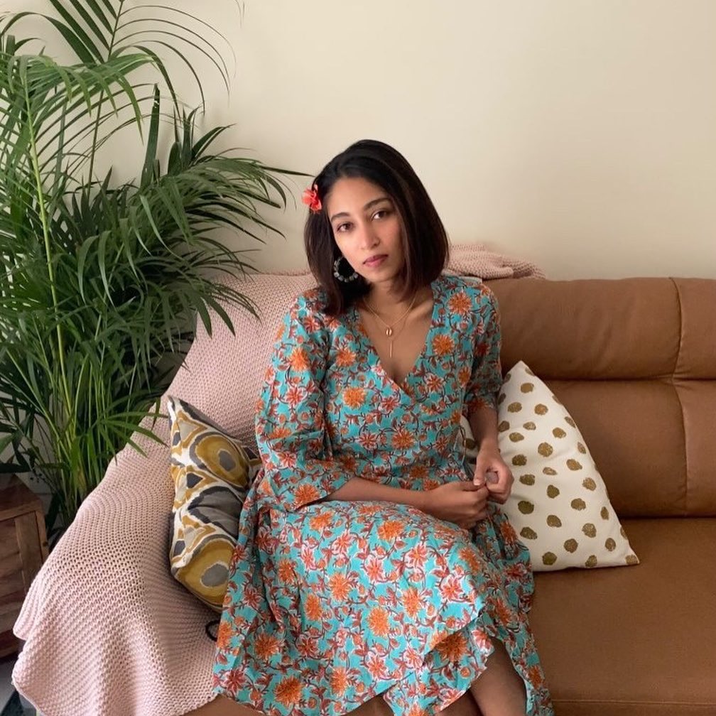 What to Wear to an Indian Baby Shower? 20 Guest Outfits