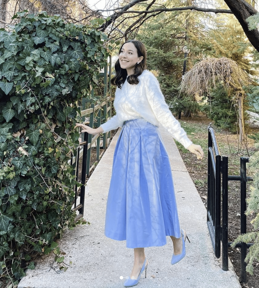 Casual Box pleat skirt outfit