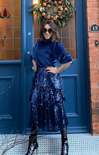 How To Wear Blue Velvet Dresses – 20 Ways To Style Blue Velvet Dresses In 2022
