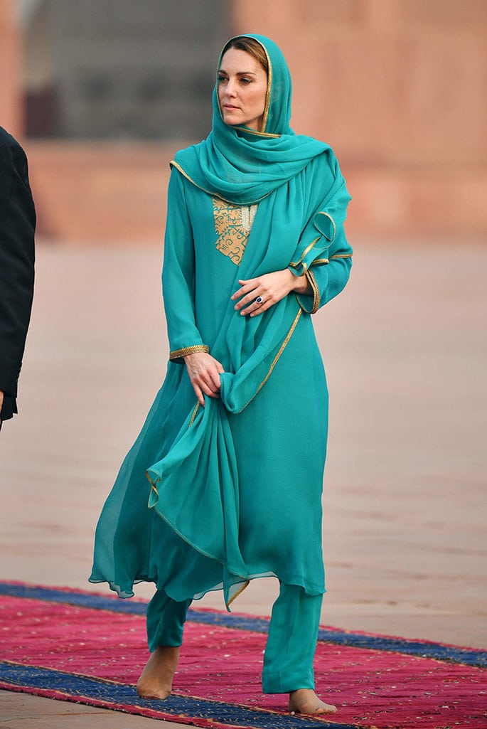 What Kate Middleton Wore In Pakistan? Kate's Outfit Details's Turquoise Outfit By Maheen Khan